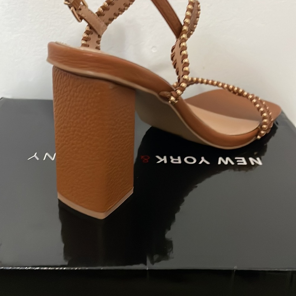 Block heel. - Picture 7 of 7